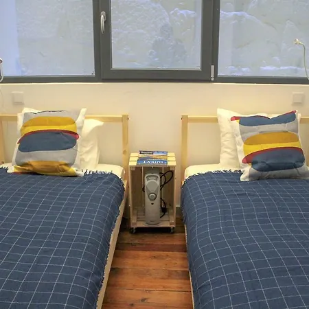 Bonjardim Flats - T2 Com Varanda